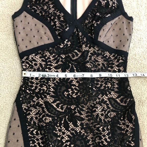 Betsy & Adam Lace Bodycon V Neck Dress Size 2 - Picture 13 of 14